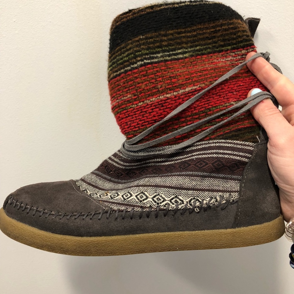 Toms winter boots